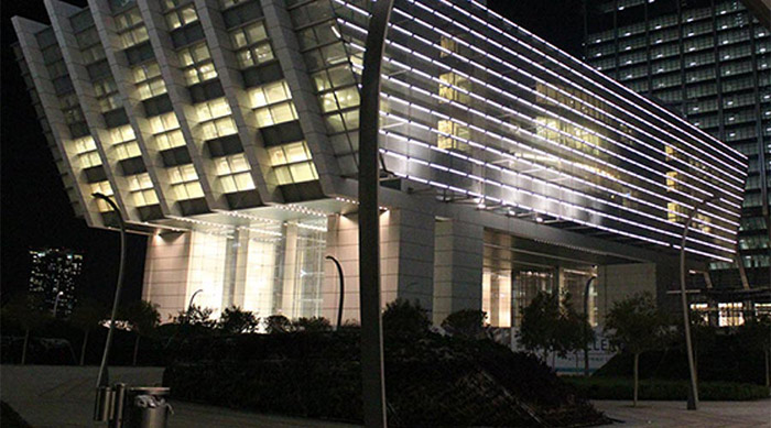Exterior view of Abu Dhabi financial center, a lighting project by Philips and Lumasense
